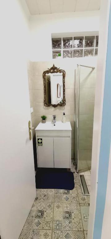 Home & Flower - Private Bedrooms Funchal Екстериор снимка