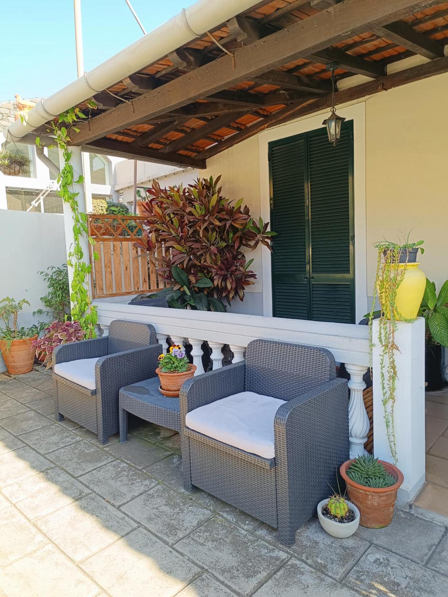 Home & Flower - Private Bedrooms Funchal Екстериор снимка