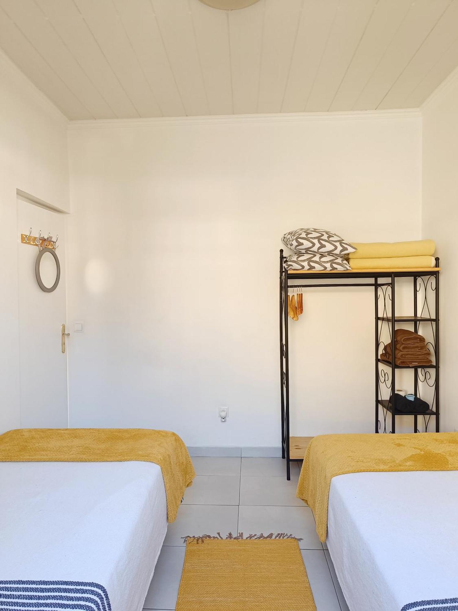 Home & Flower - Private Bedrooms Funchal Екстериор снимка